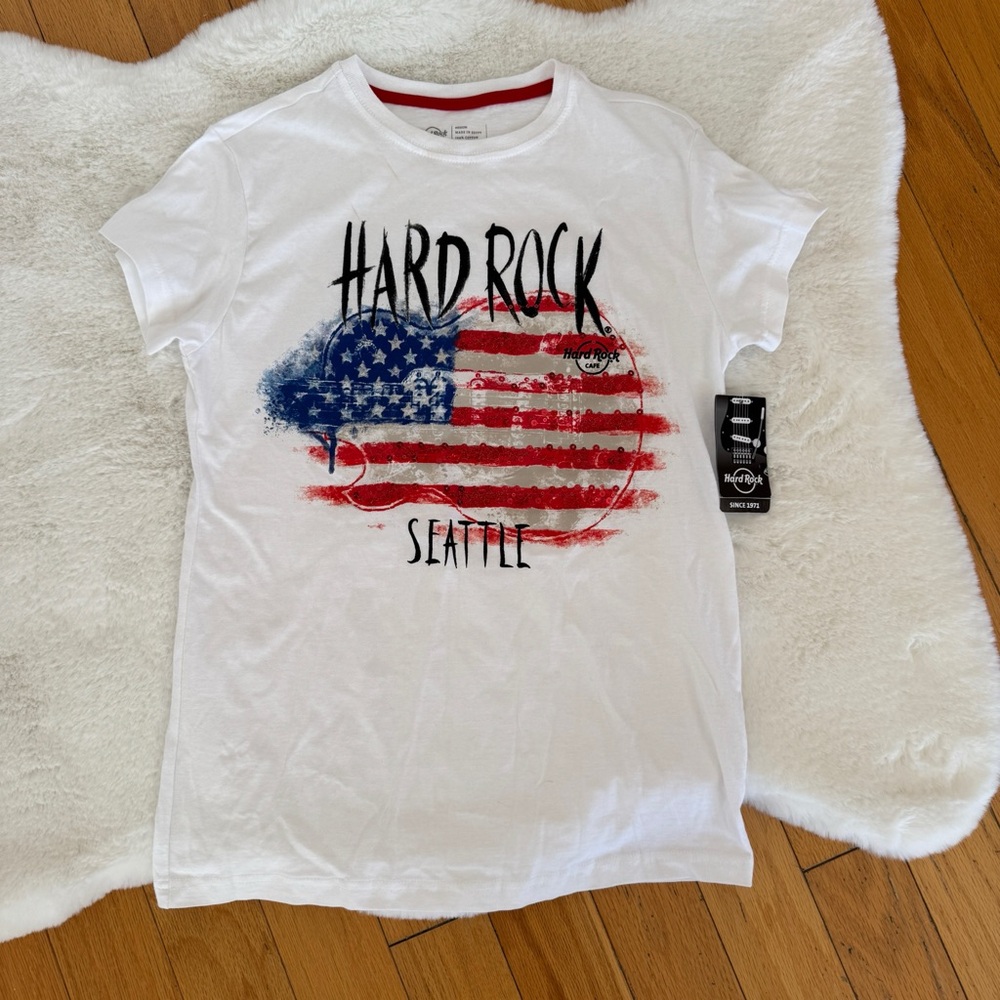 Rare NWT Hard Rock Cafe Women's Sequin Guitar Flag Tee Size M